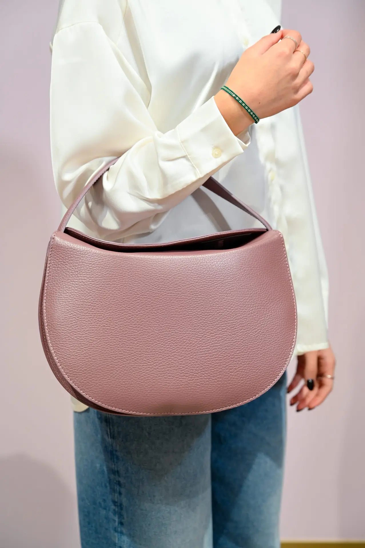 Borsa Luna rosa antico in pelle martellata