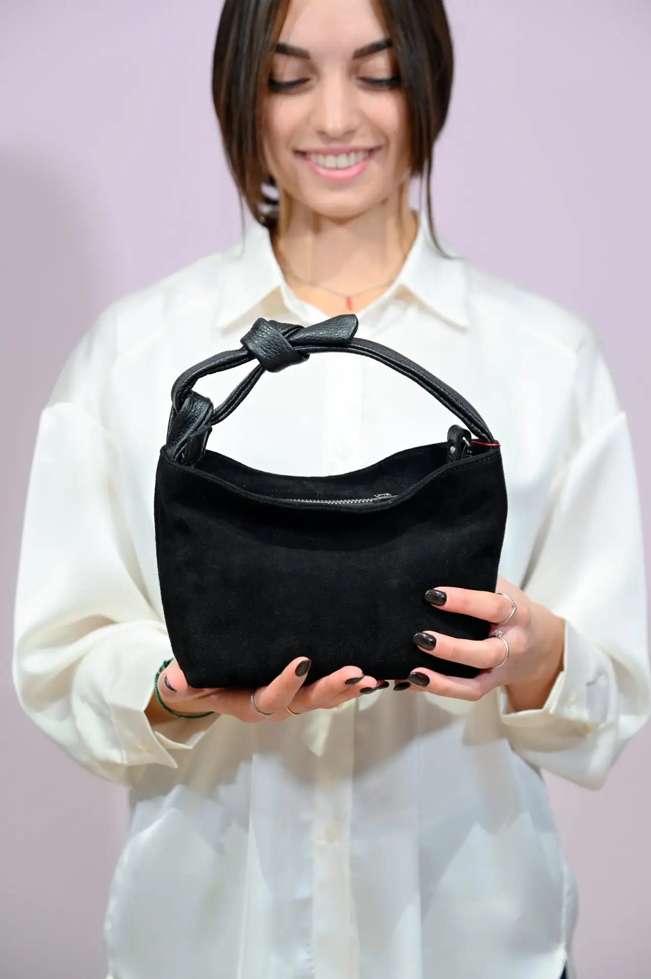 Mini bag in pelle scamosciata nera