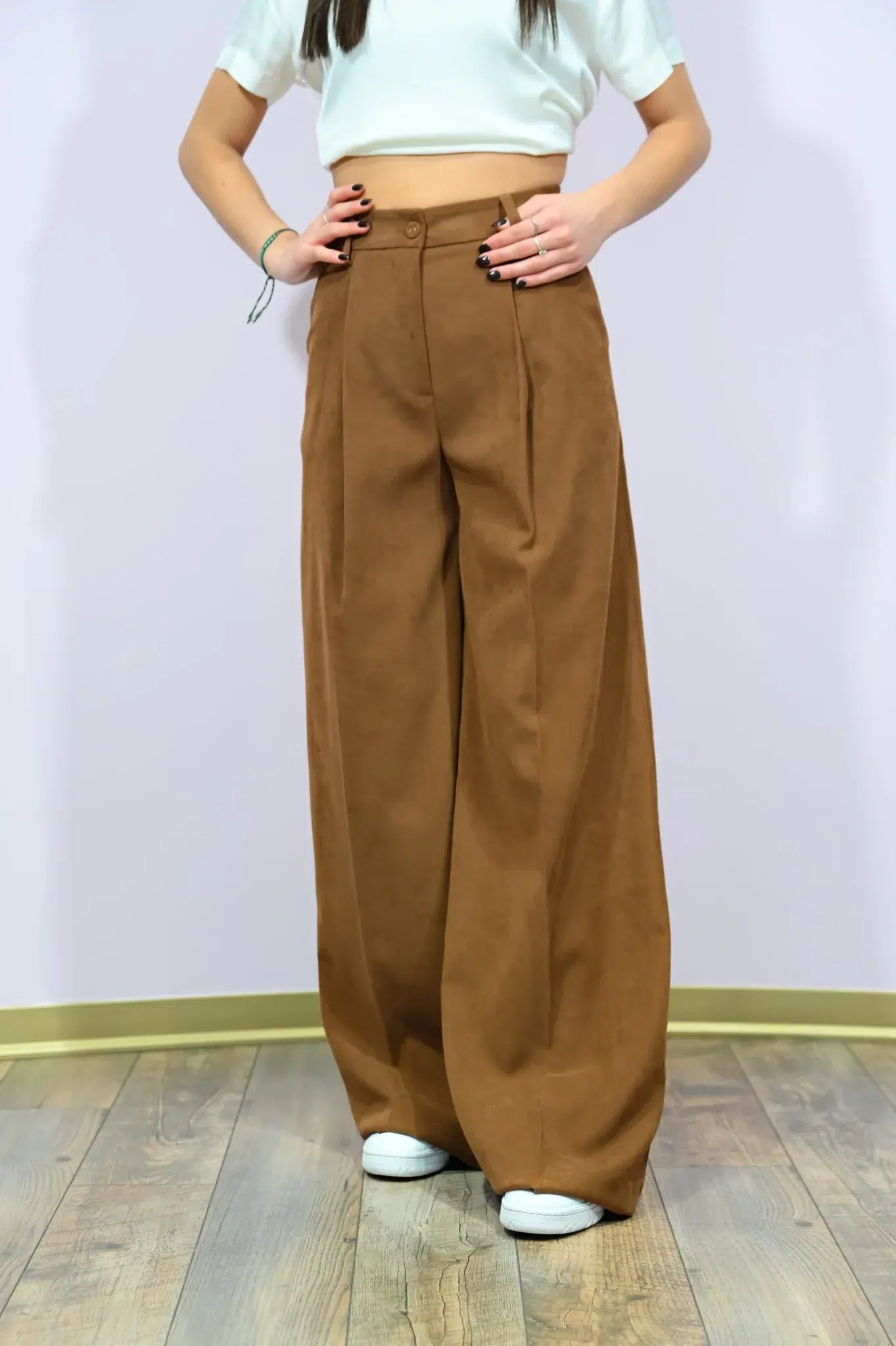 Pantalone Flare King in Suede Tabacco - Stile Iconico con Pieghe Eleganti