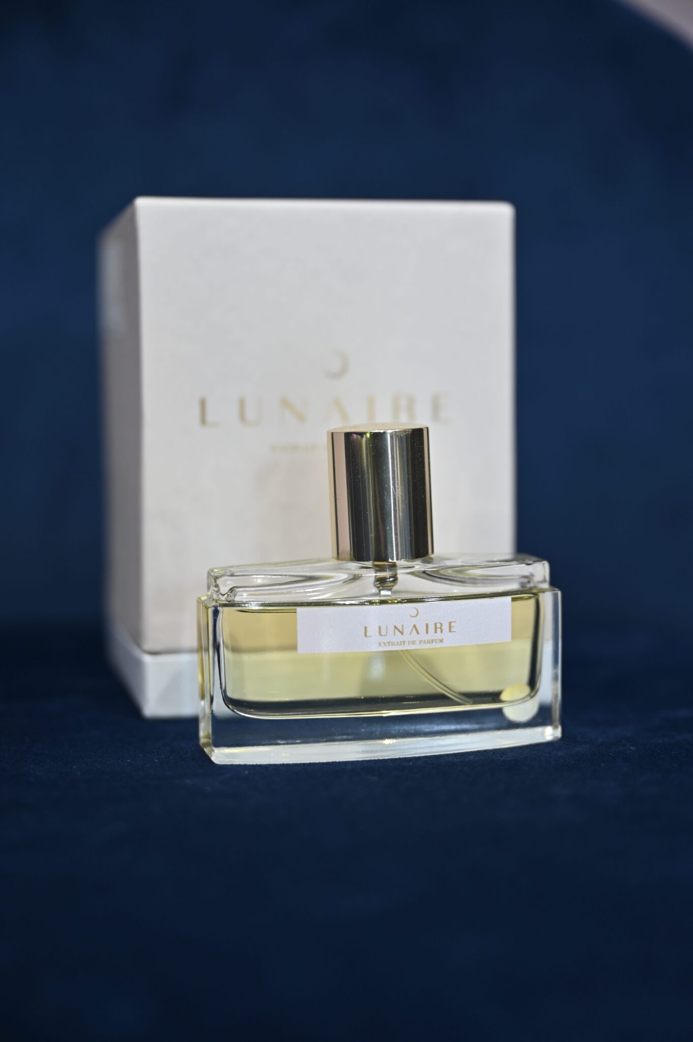 4 - Profumo Daphne - Purezza e Resistenza